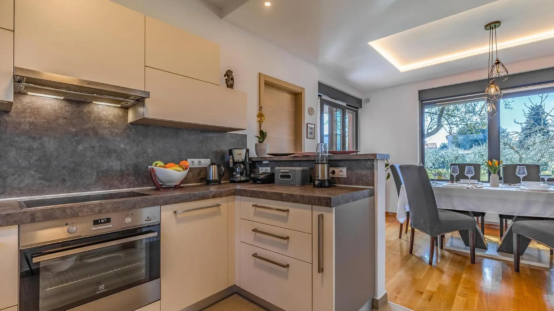 Awesome Home In Pula With Kitchen 0*,