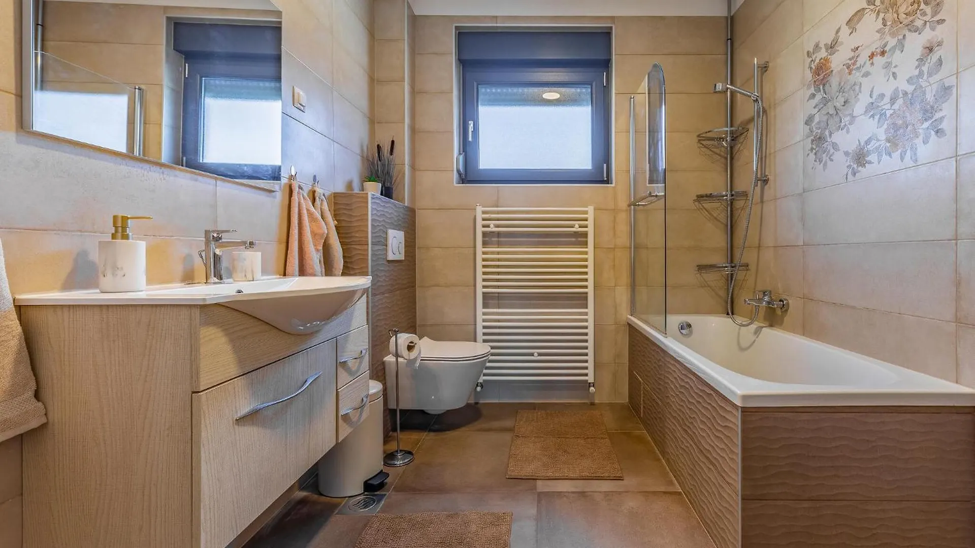 Awesome Home In Pula With Kitchen 0*,