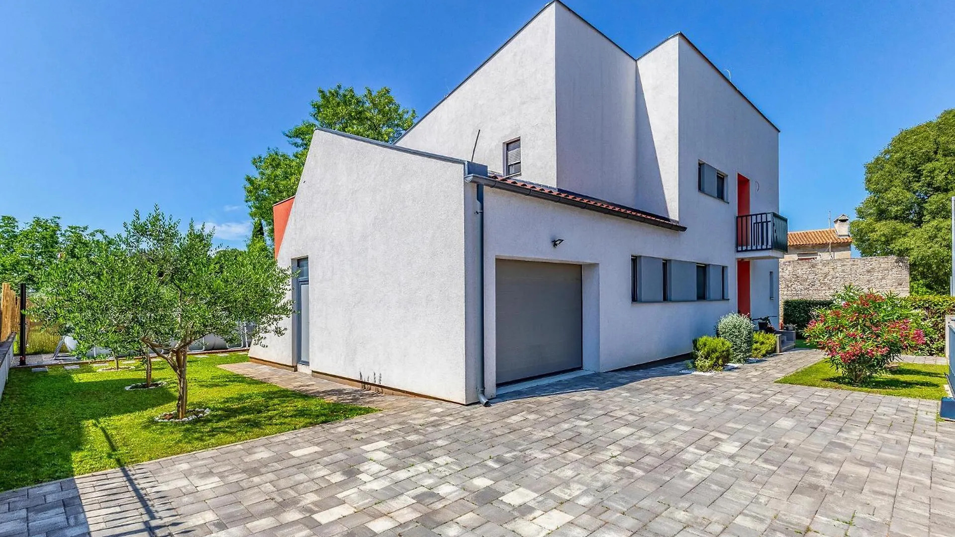 Awesome Home In Pula With Kitchen Holiday home