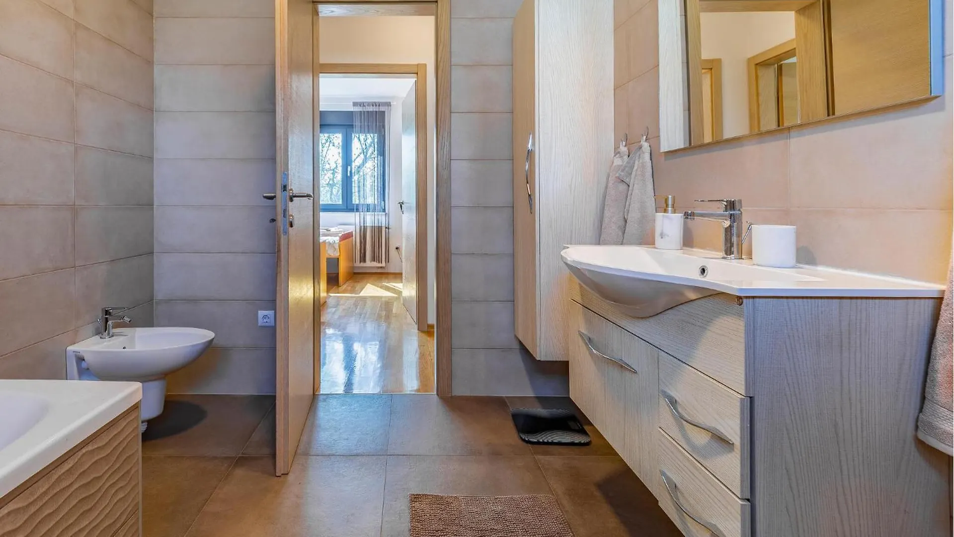 Awesome Home In Pula With Kitchen Croatie